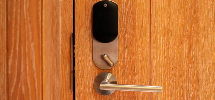 Automatic Locking Door Knob San Gabriel